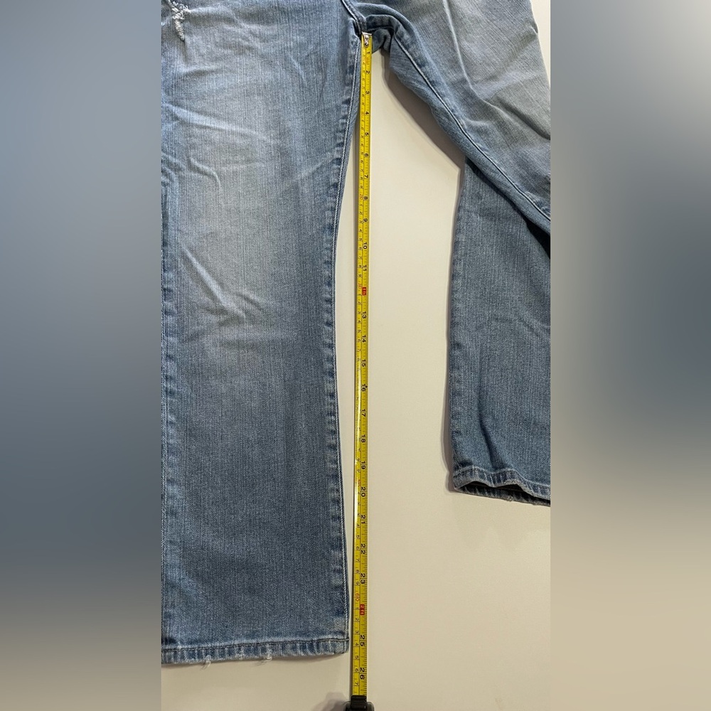 AG Jeans the Nolan Ankle Petite Relaxed Slim Distressed size 30P - Picture 7 of 7